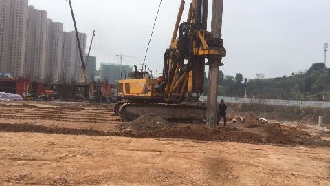 宜昌东湖雅居旋挖桩基础桩工程