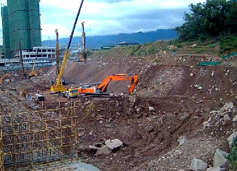 绿地·欣耀R地块旋挖桩基础桩工程