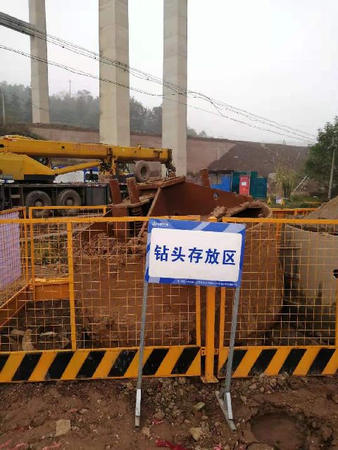 中交一局·新田至高峰高速环线桩基工程