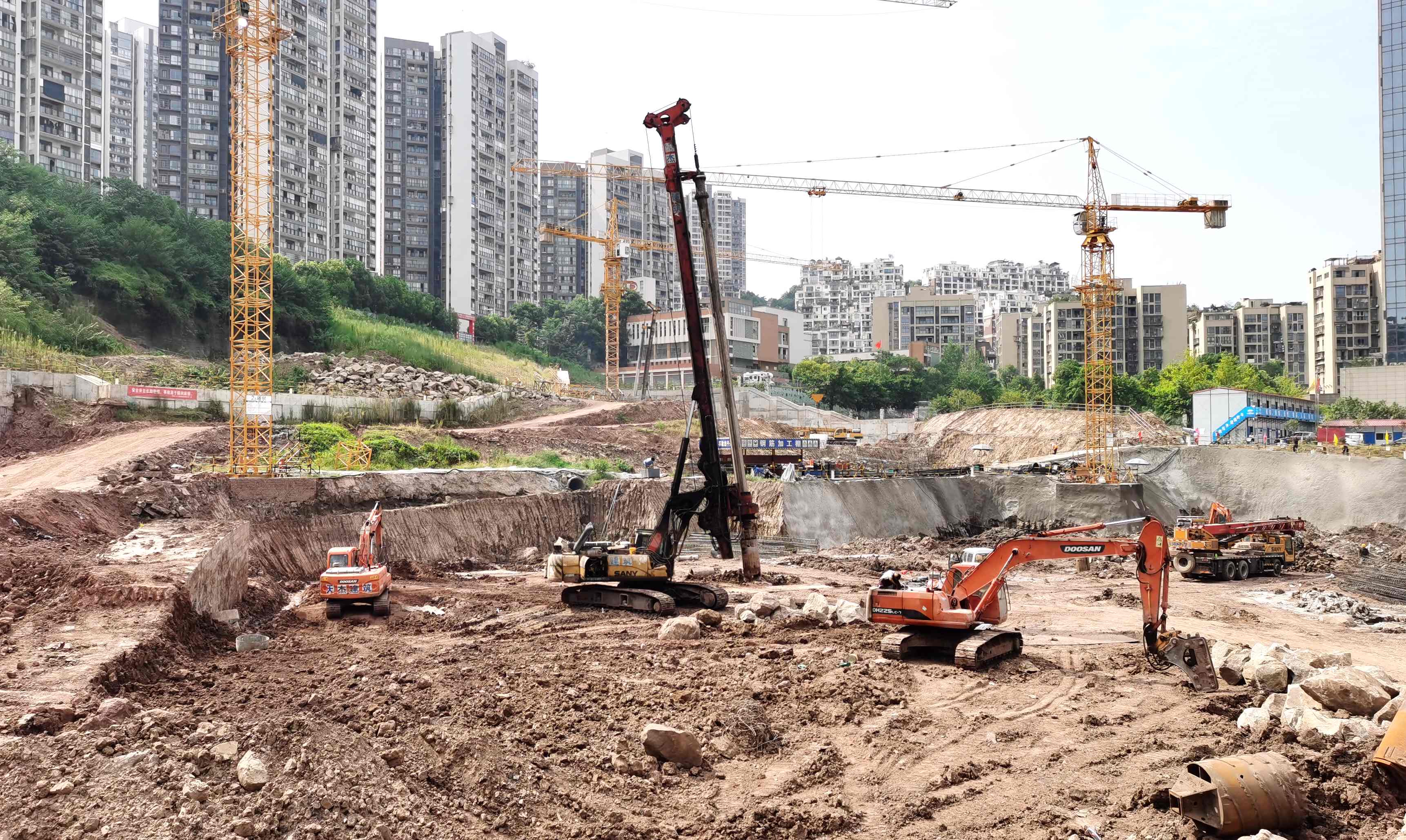 万州江南新区体育健身中心基础桩